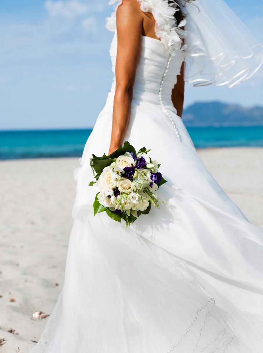 Mobile Spray Tan Miami glow for weddings vacations photoshoots and special events